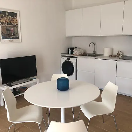 Vista Portofino זואליי